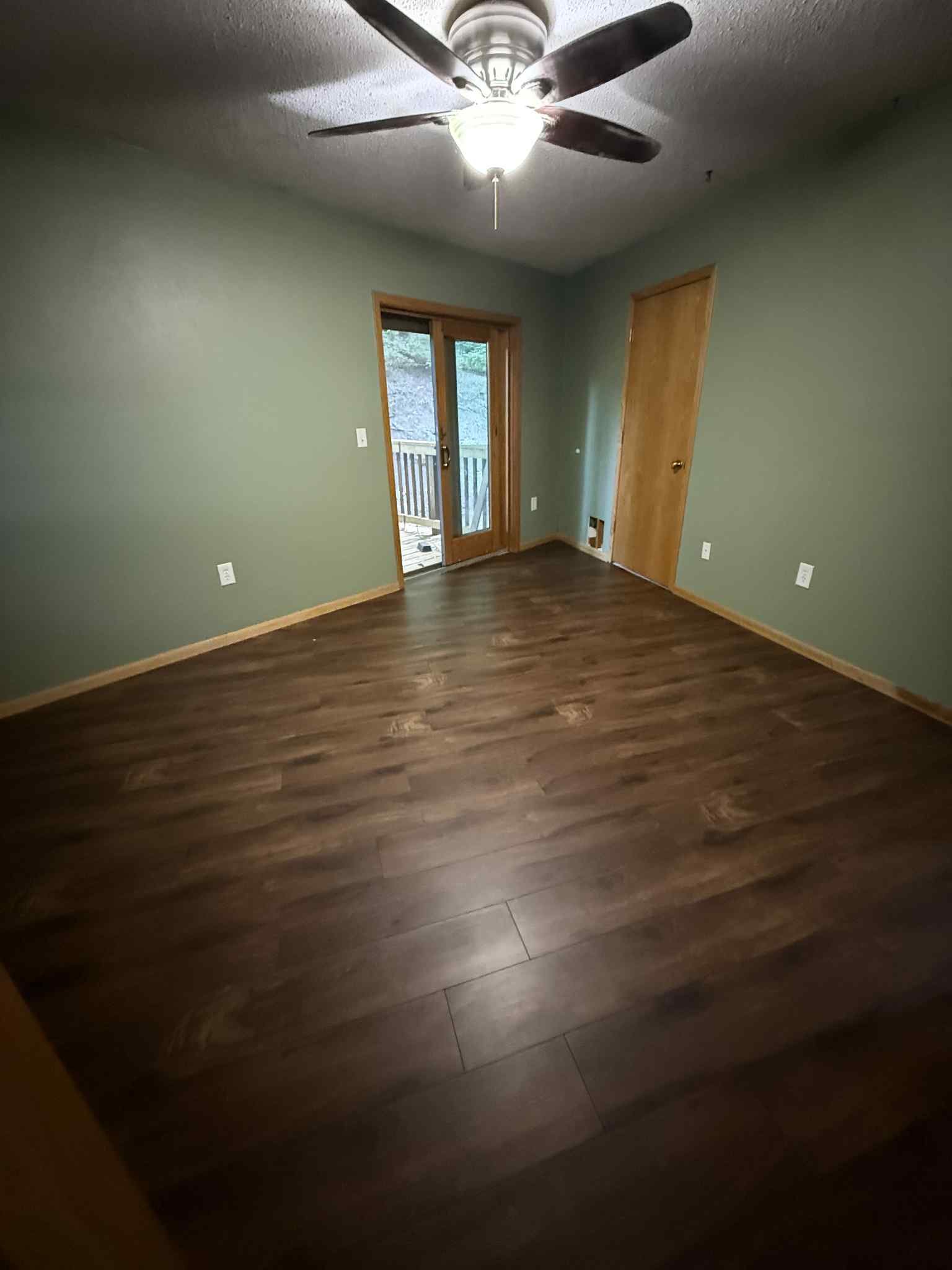 Wood floor refinishing